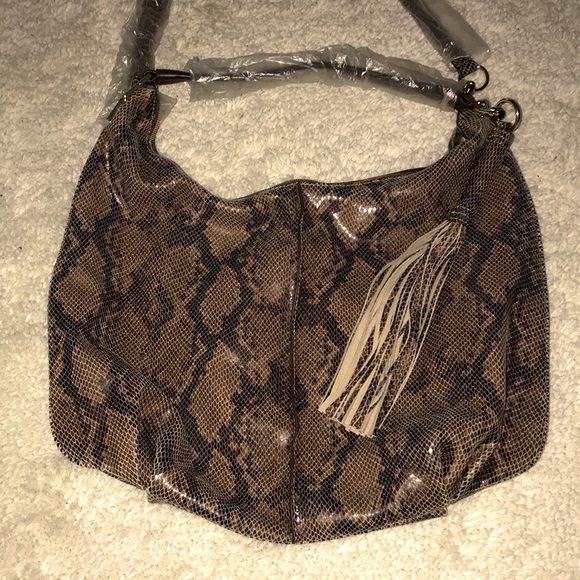 NWOT G.I.L.I. LEATHER PURSE - Picture 3 of 5